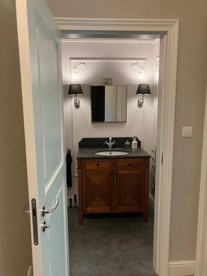 Krakow Green Hill Luxury Apartment Balice 0*,  Polsko